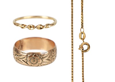 Lot 51 - A 9ct rose gold foliate engraved band ring, a twisted band ring and a broken chain.