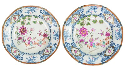 Lot 53 - A pair of Chinese famille rose porcelain bowls, Qianlong period, 18th century.