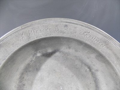 Lot 74 - A pewter bowl inscribed 'J Wiebcke Frahmen...