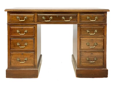 Lot 95 - An early 20th century mahogany pedestal desk.