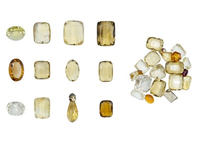 Lot 299 - A collection of ex-jewellery mount loose citrines.