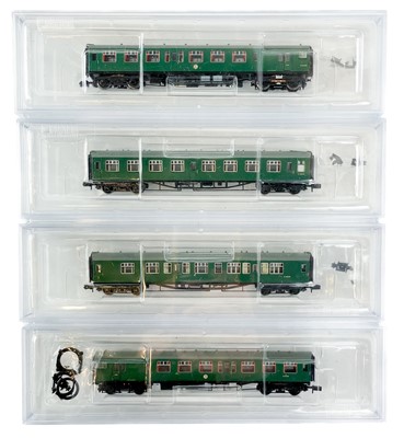 Lot 632 - Graham Farish by Bachmann N Gauge BR 4 CEP (Class 411)