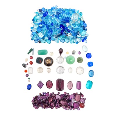 Lot 280 - A collection of loose gemstones, glass and paste stones.