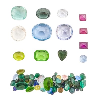 Lot 284 - A collection of gems.