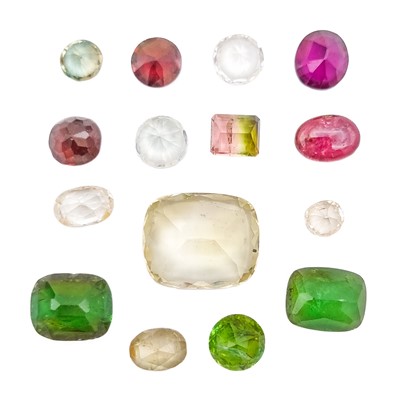 Lot 277 - A collection of gems.