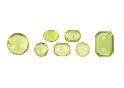 Lot 338 - A selection of loose Peridot cut stones.