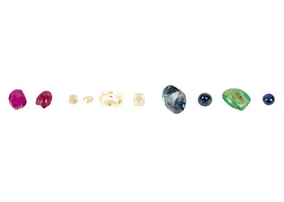 Lot 339 - A selection of gemstones.