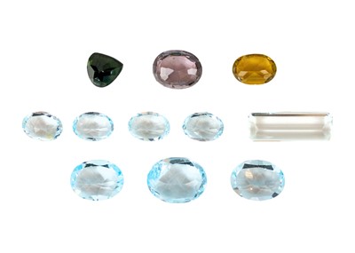 Lot 301 - A collection of loose aquamarine stone, 12.10ct.