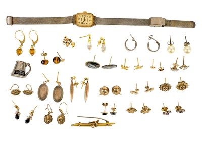 Lot 363 - A collection of various pairs of gold earrings, 15g.