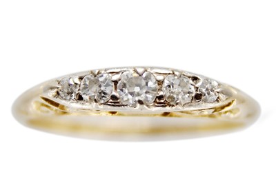 Lot 226 - An 18ct diamond set five-stone ring.