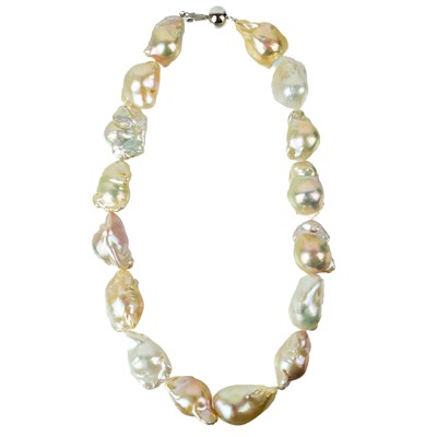 Lot 238 - An impressive string of large baroque pearl necklace with 9ct white gold ball clasp.