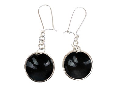 Lot 320 - A .999 silver, cloisonne and enamel "Newlyn Festival" earrings by Samantha Suddaby.