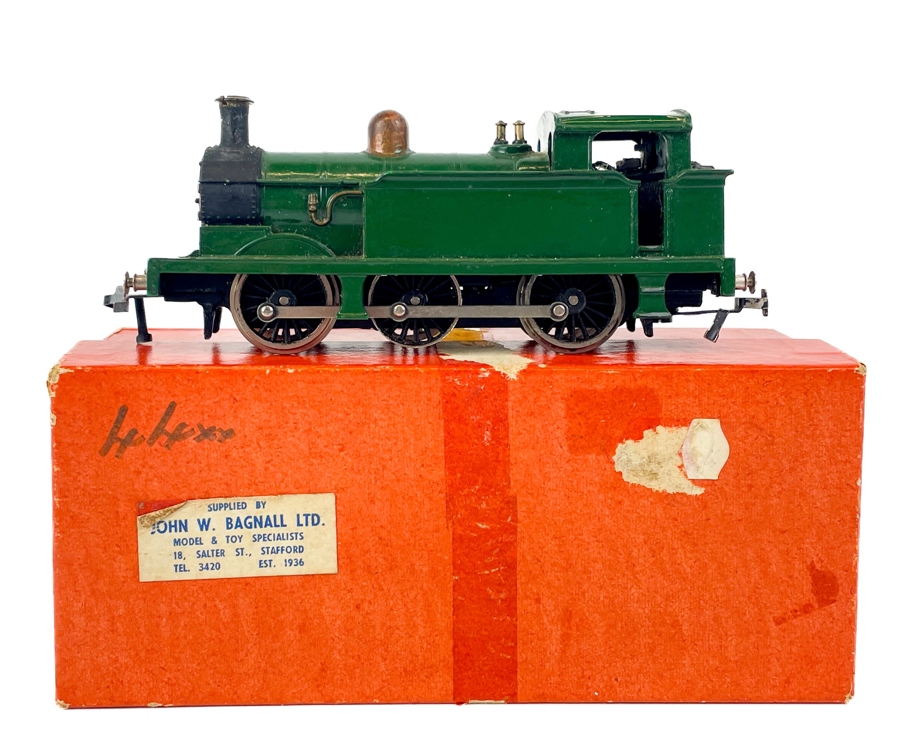 Lot 653 - Hornby R1 Southern Railway engine plus