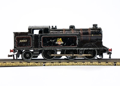 Lot 658 - Hornby Dublo three rail LNER A4 and early BR N2 locomotives plus carriages / wagons