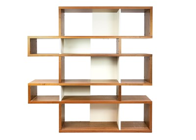 Lot 622 - A Modern bookcase/shelving unit.