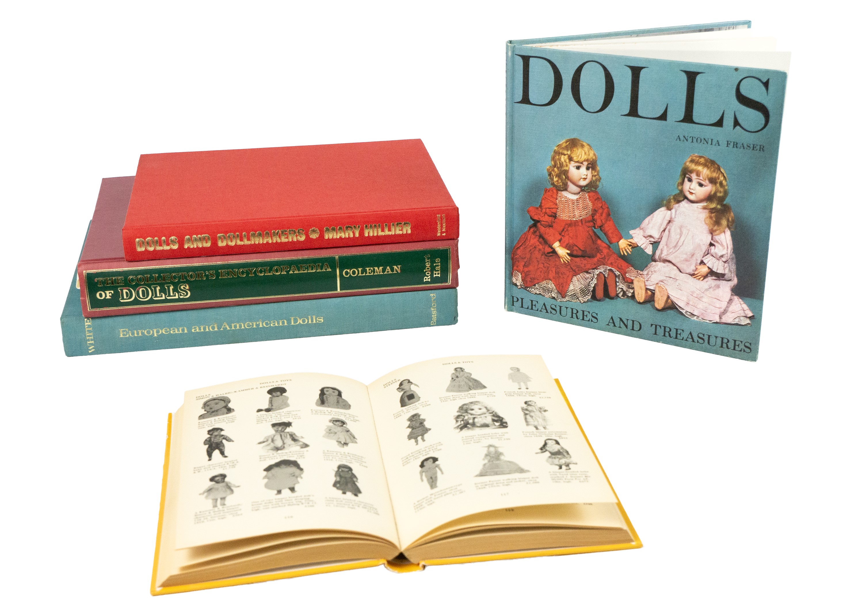 Lot 853 - Dolls - useful reference volumes (x5)