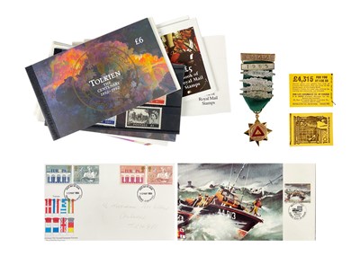 Lot 171 - A collection of GB Royal Mail Stamp books, First Day Covers, loose stamps and a Masonic jewel.