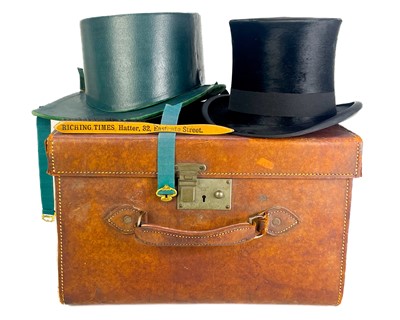 Lot 102 - An early 20th century moleskin plush silk top hat by Lincoln Bennet & Co.
