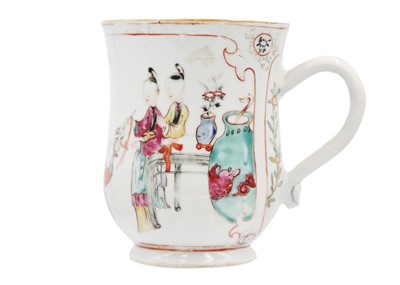 Lot 370 - A large Chinese famille rose porcelain mug, 18th century.