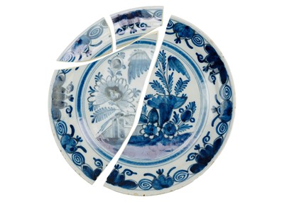 Lot 1150 - A collection of three various Delft blue and white plates