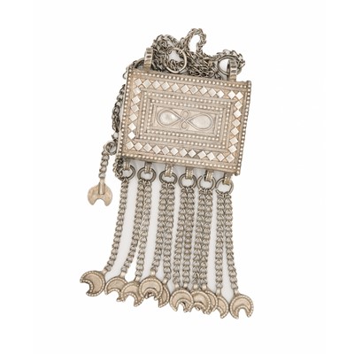 Lot 63 - An Omani silver amulet holder/koran box.