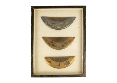 Lot 384 - A collection of three Japanese gold lacquer combs, Meiji period.