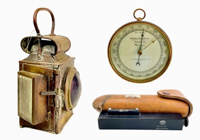 Lot 546 - An A T Reynolds Mark IIB Air Ministry aneroid barometer.