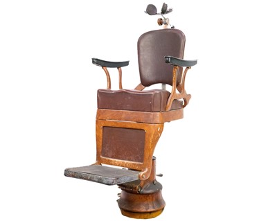 Lot 587 - An early 20th Century dentist's chair.