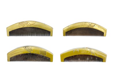 Lot 1025 - Four Japanese gold lacquer combs, Edo period.