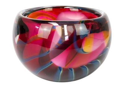 Lot 40 - Peter Layton (1940) Studio glass bowl.