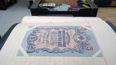 Lot 1 - Collection of 34 Russian bank notes circa 1900-...