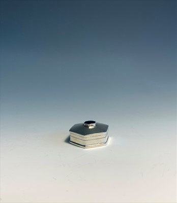 Lot 2645 - A small silver box with onyx stone set lid.