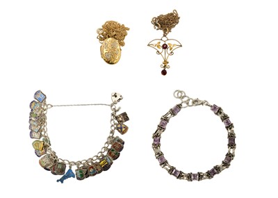 Lot 31 - Various 9ct gold and silver jewels.