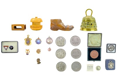 Lot 126 - A collection of badges and medallions, etc.