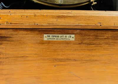 Lot 554 - A First World War Zig Zag convoy clock.