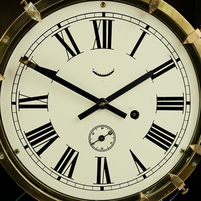Lot 554 - A First World War Zig Zag convoy clock.