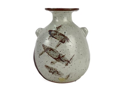 Lot 401 - Janet LEACH (1918-1997)