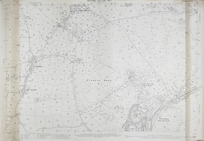 Lot 193 - A large collection of OS maps.