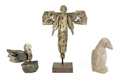 Lot 135 - A John Mainwaring carved wood sculpture 'Starling'.