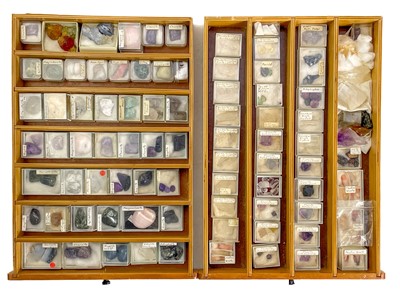 Lot 217 - A large collection of sorted and labelled minerals.