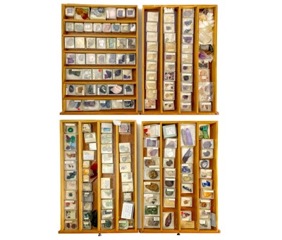 Lot 217 - A large collection of sorted and labelled minerals.