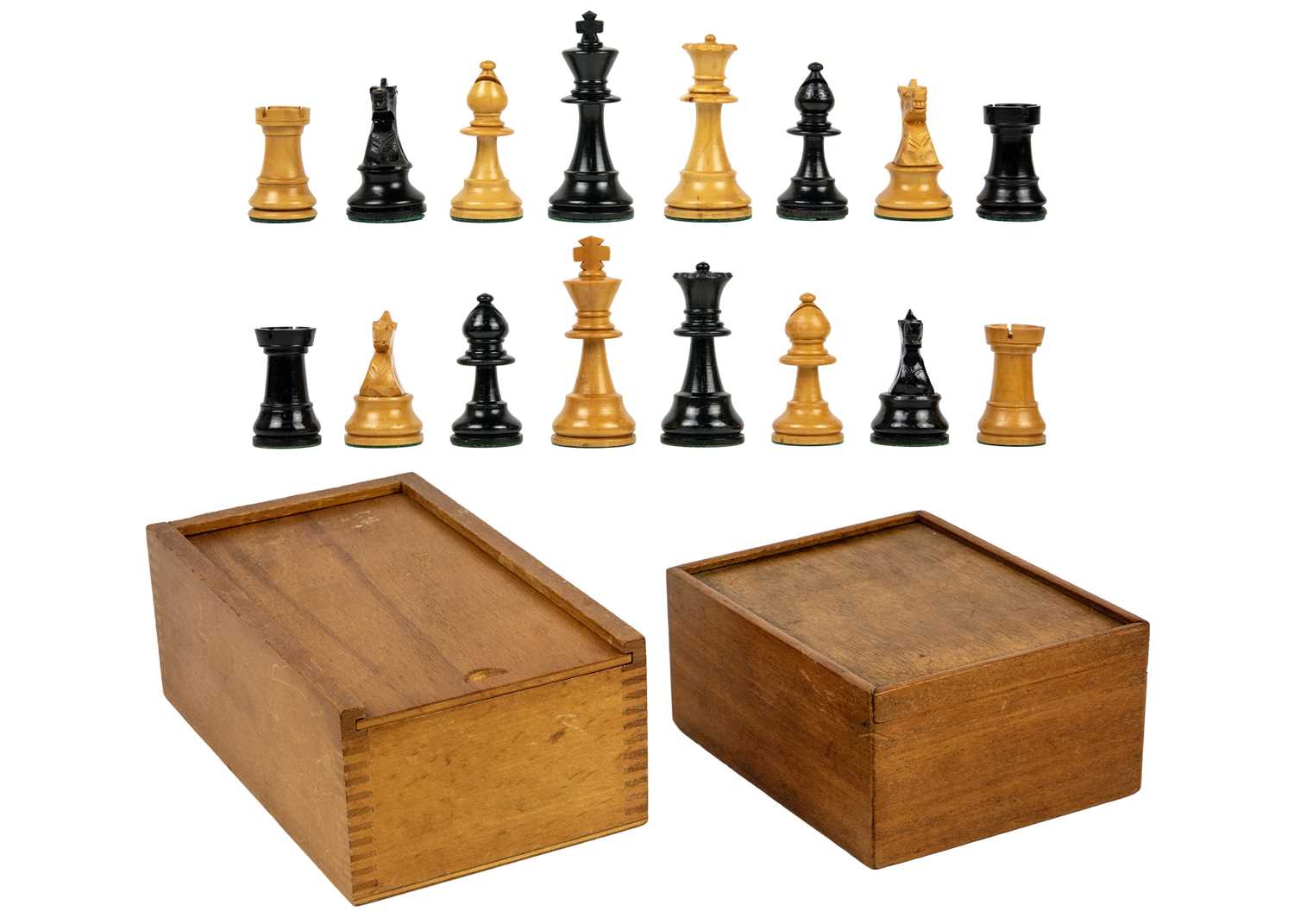 Lot 253 - A boxwood and ebony Staunton pattern chess set