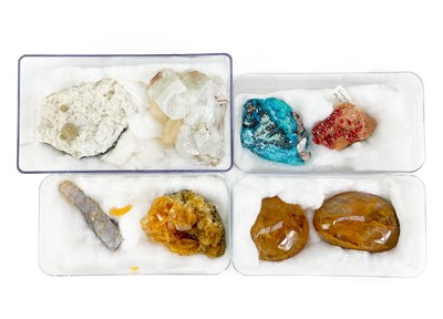 Lot 292 - A collection of labelled minerals.