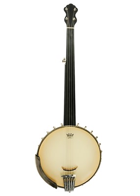 Lot 191 - A fretless banjo.