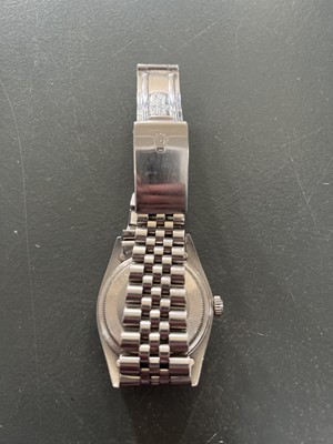 Lot 100 - ROLEX - An Oyster Perpetual Datejust gentleman's stainless steel bracelet wristwatch.