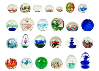 Lot 383 - A collection of paper weights.