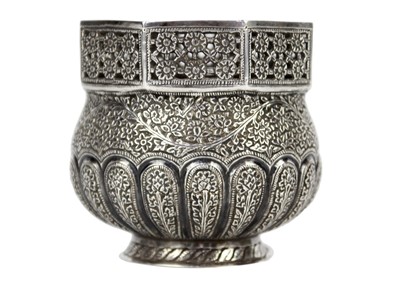 Lot 77 - An Indian silver jar, late 19th/early 20th century.