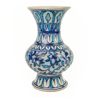 Lot 121 - A Sind pottery vase, India, 19th century.