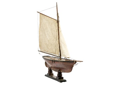 Lot 133 - A 19th century pond yacht.