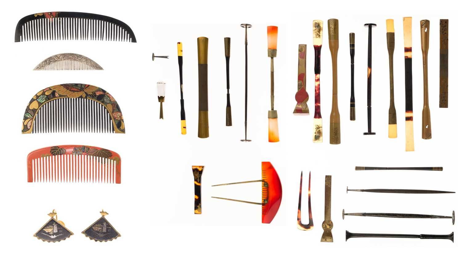 Lot 498 - Sixteen Japanese lacquer kogai, 19th/20th century.